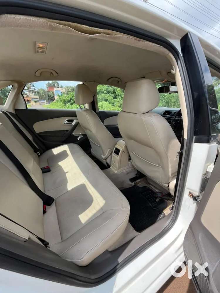 Volkswagen Vento 2013 1.6 Highline Diesel