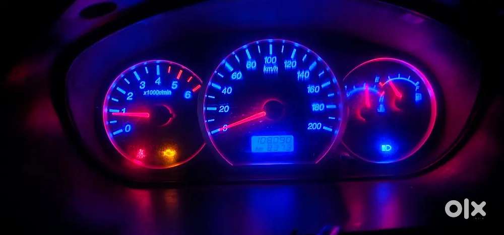 Chevrolet Enjoy Diesel Car 2014