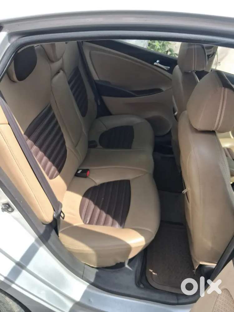 Hyundai Fluidic Verna 2011