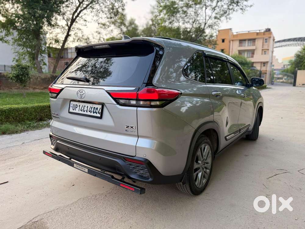 Toyota Innova Hycross 2.0 Zx (o) Hybrid 7 Str, 2025, Cng & Hybrids