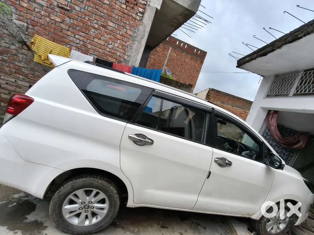 Toyota Innova Crysta 2018