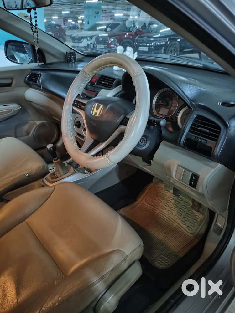Honda City Petrol Manual 2009 104000 Km Driven