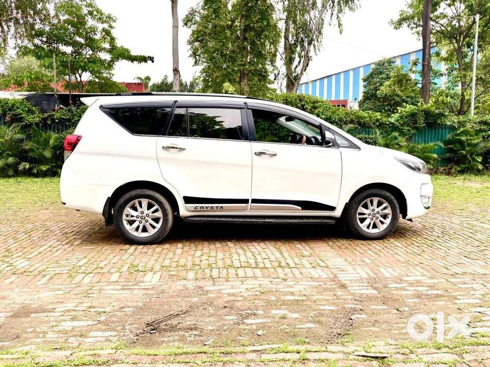 Toyota Innova Crysta 2.4 G Mt, 2016, Diesel