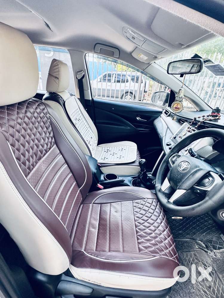 Toyota Innova Crysta 2.4 G Plus Mt 8 Str, 2022, Diesel
