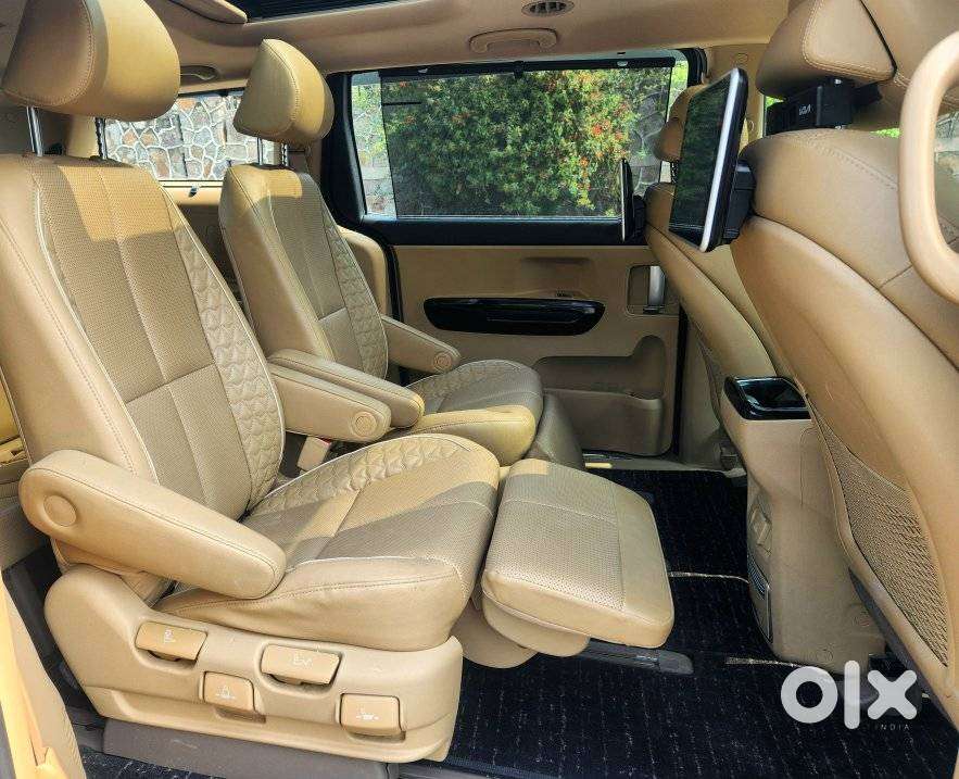 Kia Carnival Limousine Plus 7 Str, 2022, Diesel