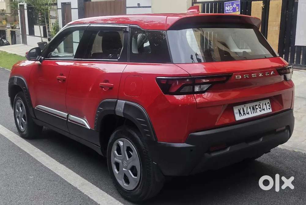 2025 Maruti Brezza 1.5 Vxi Smart Hybrid