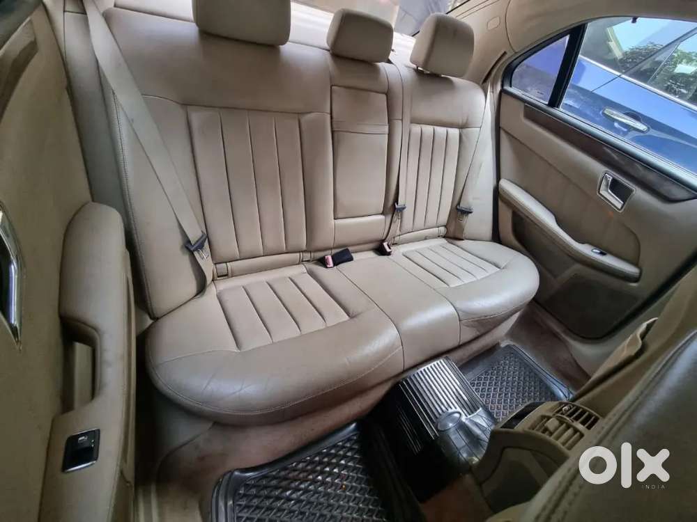 Mercedes-benz Elegance E-200 - Year 2011. Green Tax Paid Upto 2031.