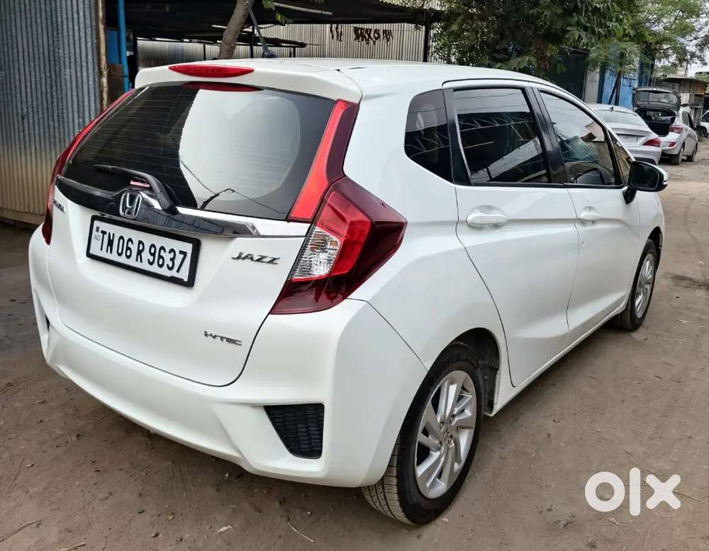 Honda Jazz Low Km Fully Show Room Service Neet And Clean