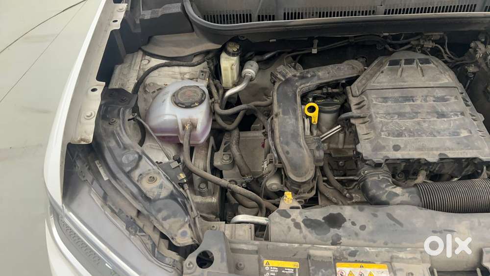Volkswagen Taigun Topline 1.0 Tsi At (electric Seats), 2023, Petrol