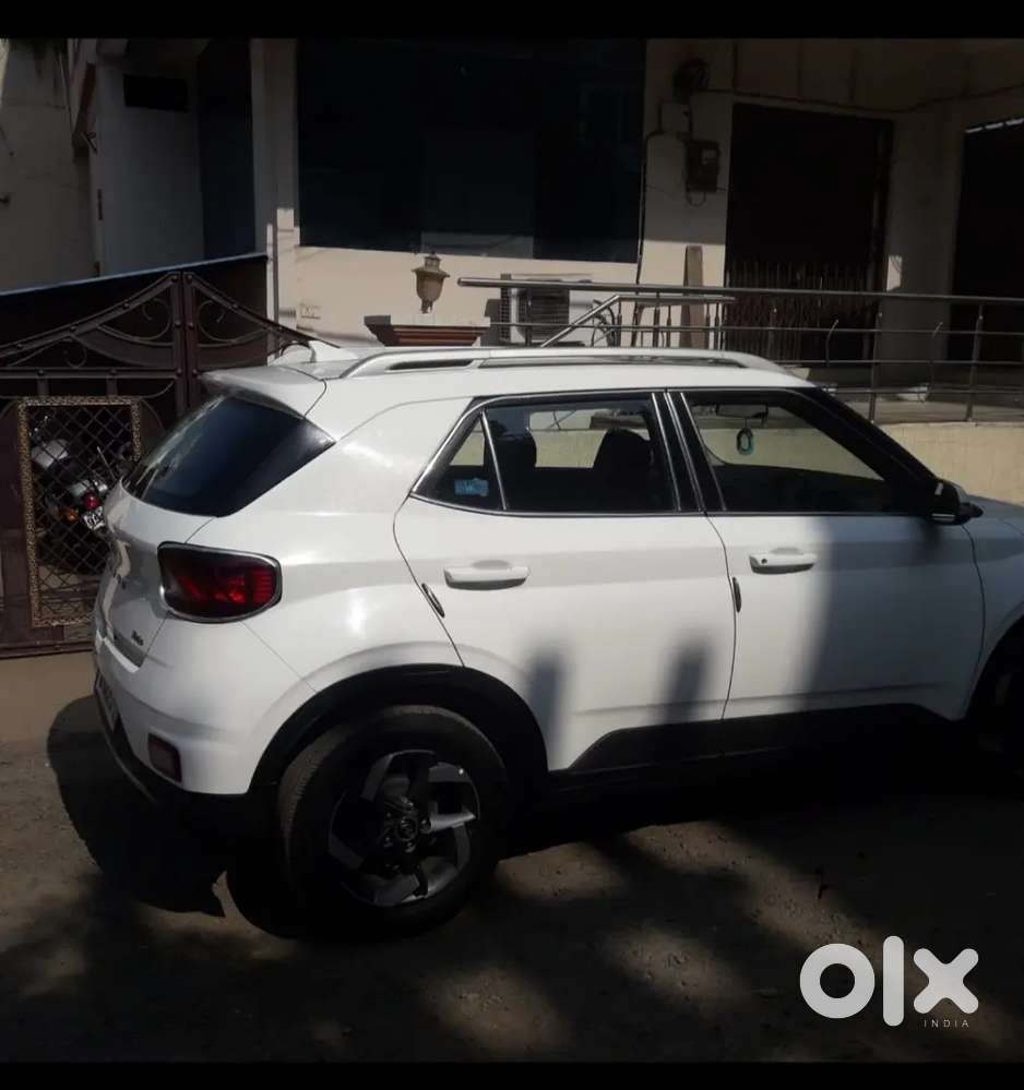 Hyundai Venue Petrol 2019