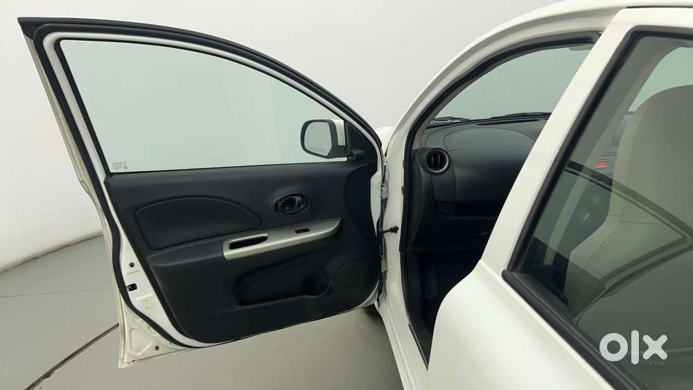 Nissan Micra Active Xv, 2016, Petrol
