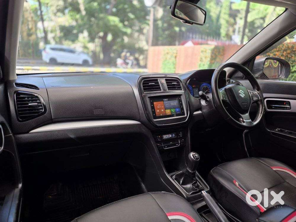 Maruti Suzuki Brezza 1.5 Zxi Plus Smart Hybrid Dual Tone, 2021, Petr..