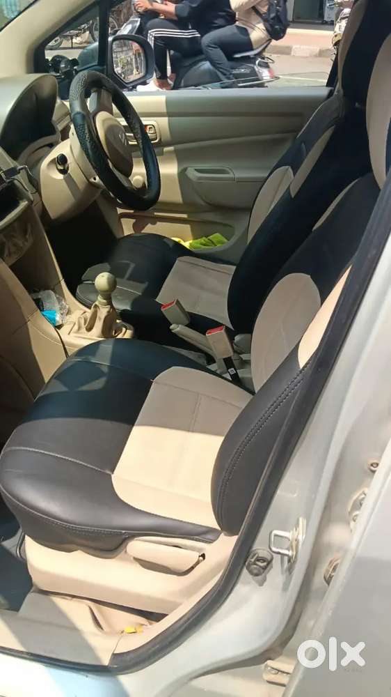 Maruti Suzuki Ertiga 2018 Cng & Hybrids 200000 Km Driven