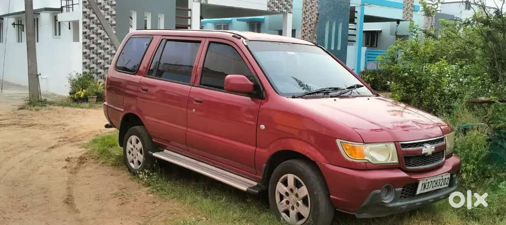 Chevrolet Tavera 2014 Diesel 16 Km Driven