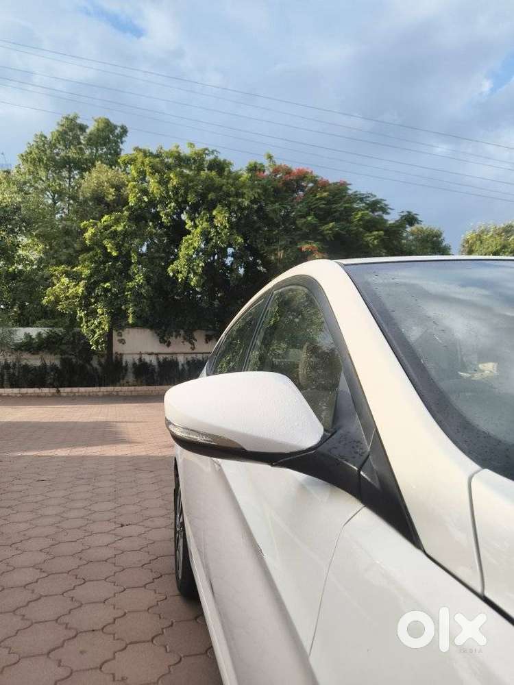 Hyundai Verna Vtvt 1.6 Sx, 2016, Petrol