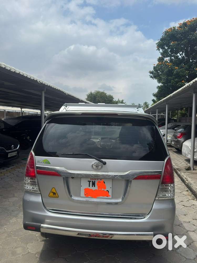 Toyota Innova Diesel 2011