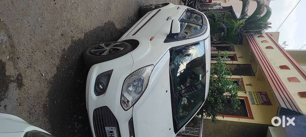 Ford Figo Zxi Nov 2014 Cng