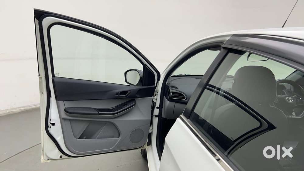 Tata Tiago 1.2 Revotron Xt Cng, 2023, Cng & Hybrids