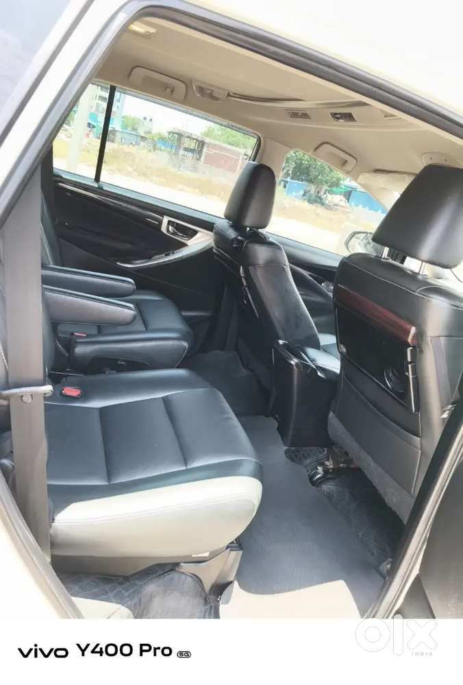 Toyota Innova Crysta 2022, 2.4 Z Diesel Well Maintained