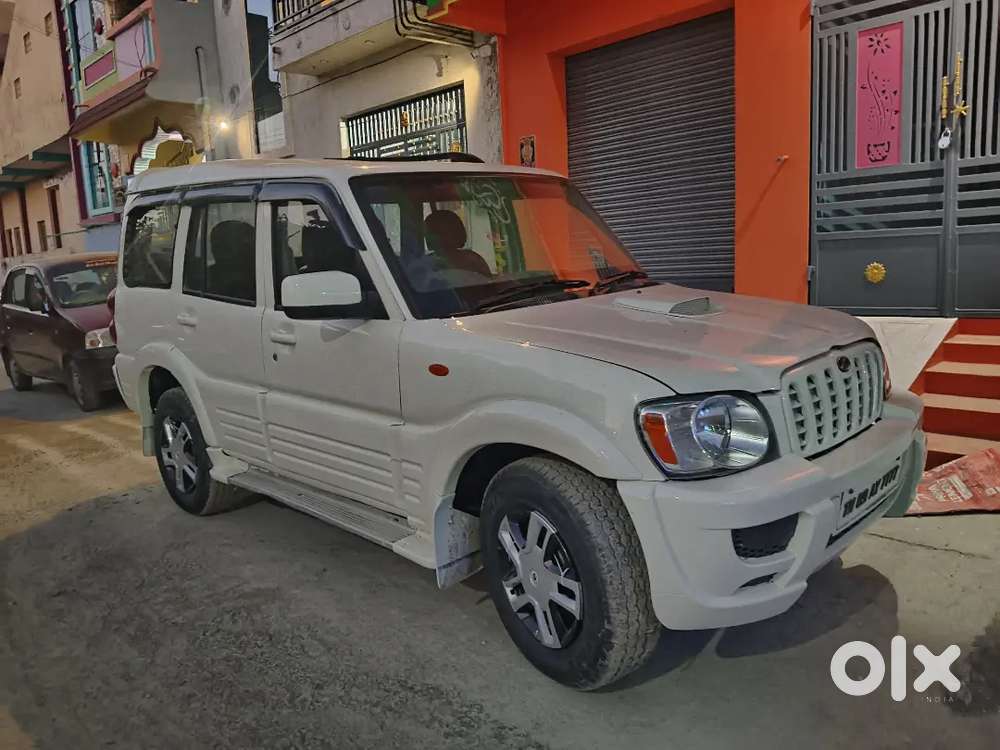 Mahindra Scorpio 2006 Diesel 150000 Km Driven
