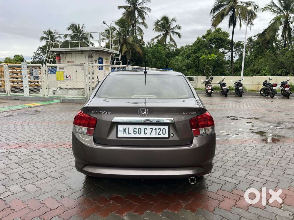 Honda City 2011-2013 V At Exclusive, 2011, Petrol