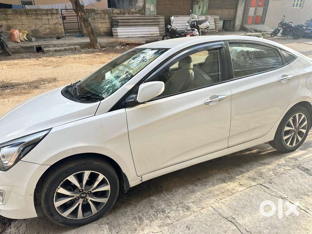 Hyundai Car 2015 Petrol