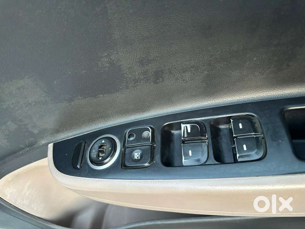 Hyundai Grand I10 Sportz 1.2 Kappa Vtvt, 2017, Petrol