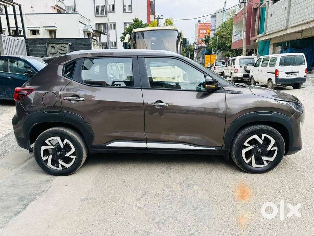 Nissan Magnite 1.0 Xv Turbo Cvt, 2022, Petrol