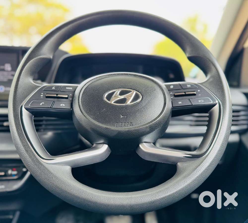 Hyundai I20 Sportz 1.2 Ivt Dual Tone, 2023, Petrol