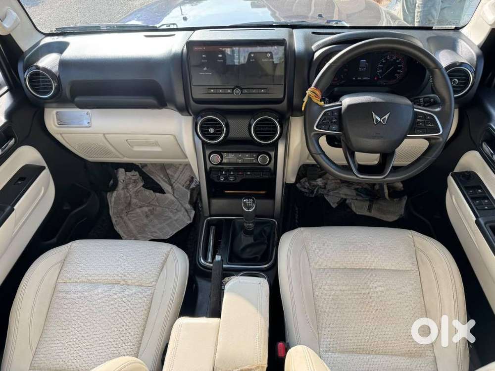 Mahindra Thar Roxx Mx5 Petrol Mt 2wd, 2024, Petrol