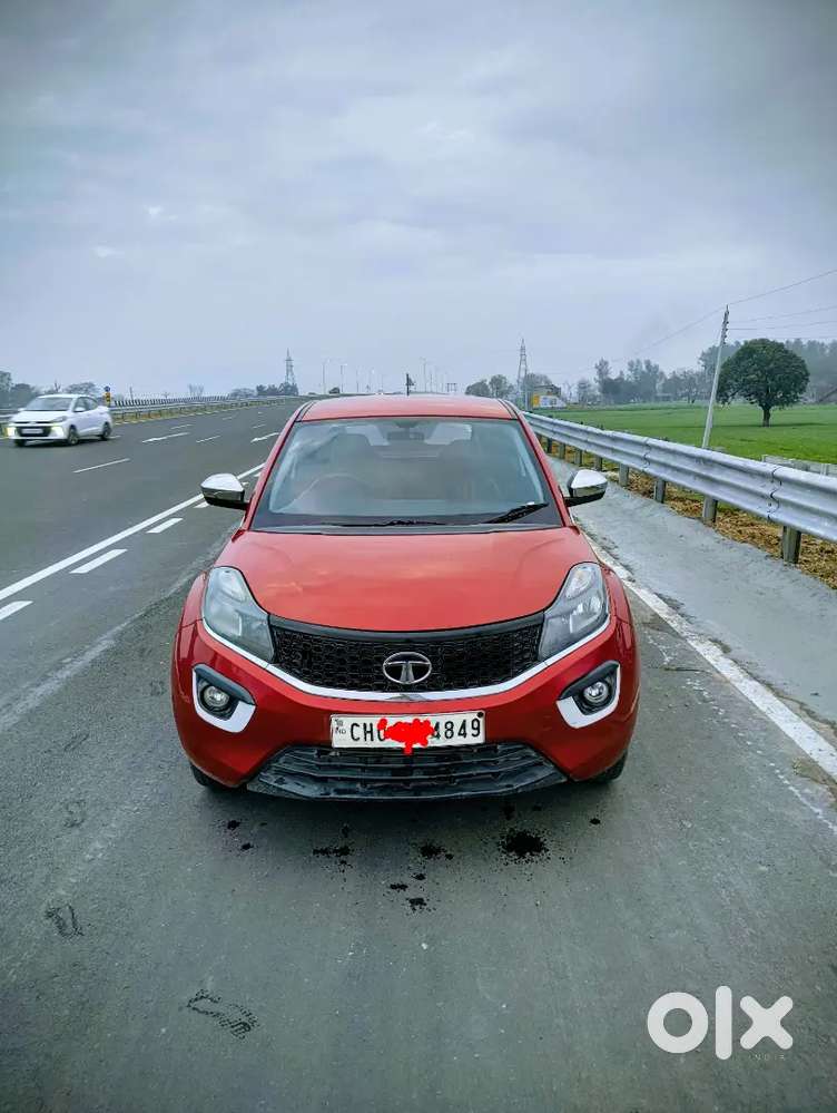 Tata Nexon 2018 Diesel 75000 Km Driven