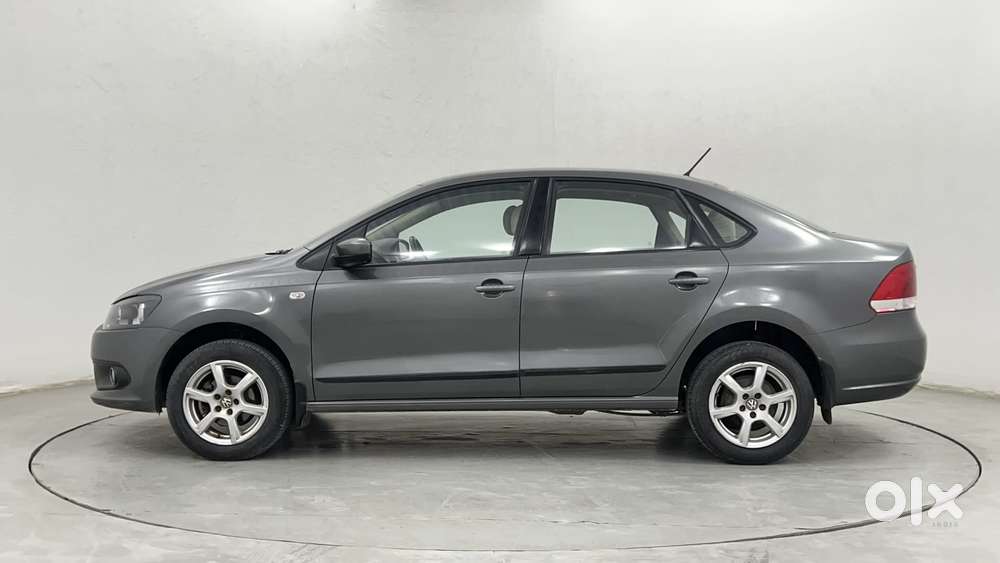 Volkswagen Vento 2010-2013 Petrol Highline, 2014, Petrol