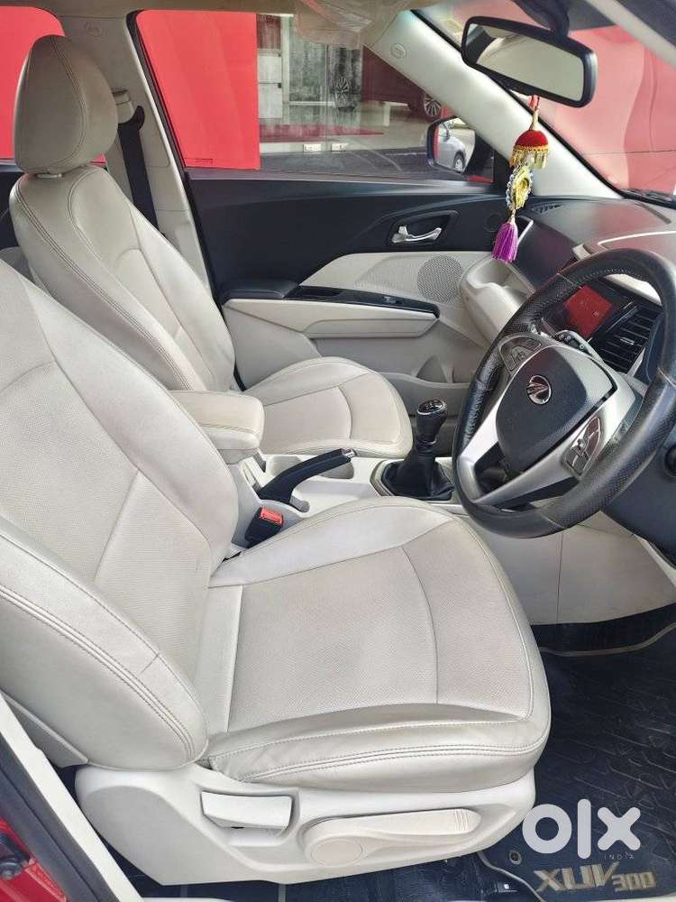 Mahindra Xuv300 W8, 2019, Petrol
