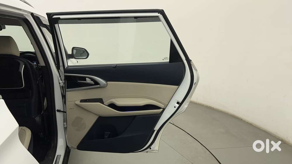 Kia Carens 1.4 Luxury Plus 6 Str, 2022, Petrol