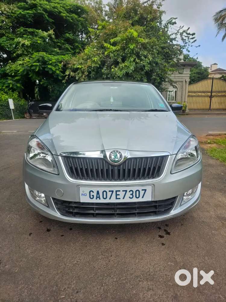 Skoda Rapid Elegance 2012