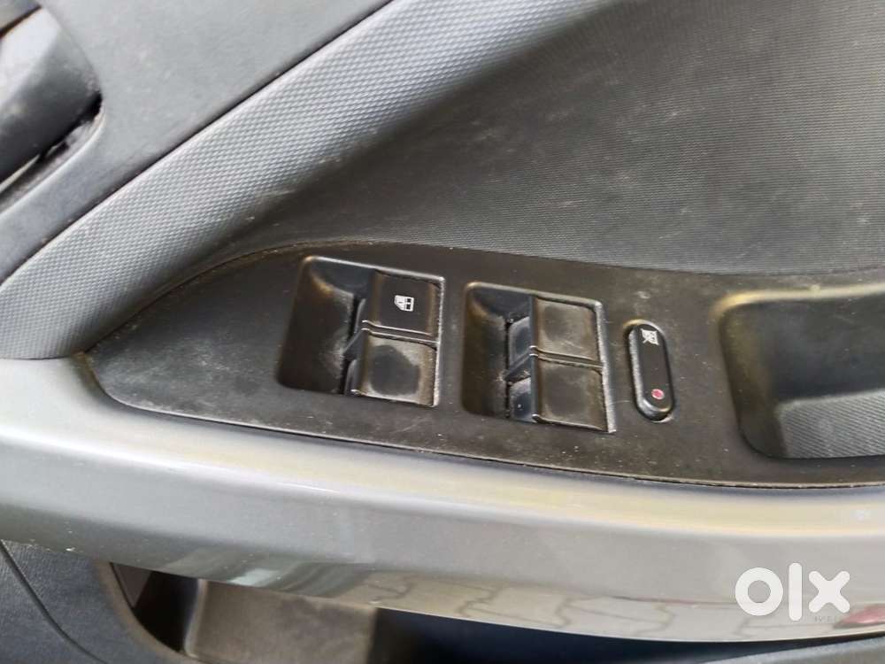 Tata Nexon 1.2 Revotron Xm (s), 2021, Petrol