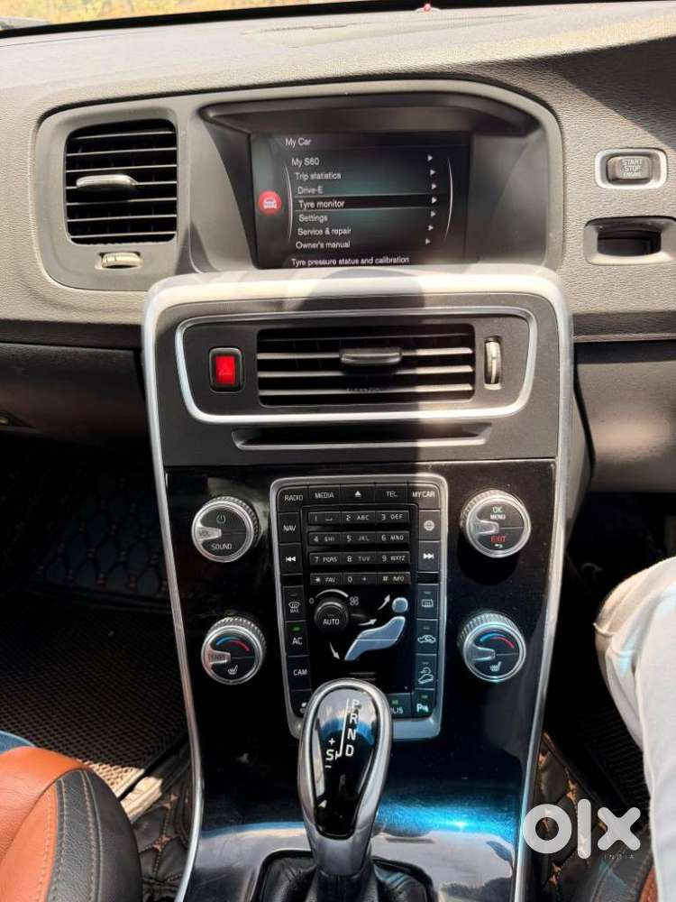 Volvo Xc60 D4 Kinetic, 2019, Diesel