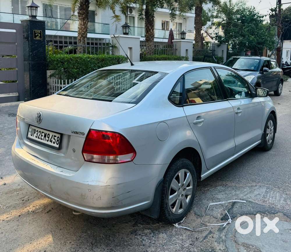 Volkswagen Vento 2010-2013 Petrol Highline, 2012, Petrol