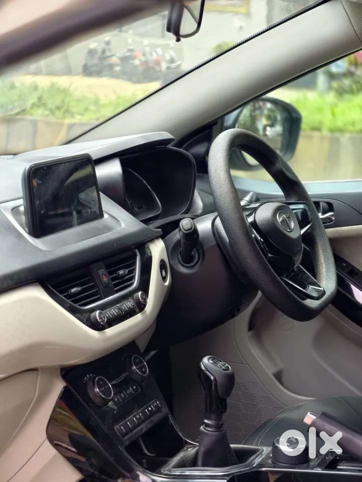 Tata Nexon 1.2 Revotron Xz Plus, 2020, Petrol