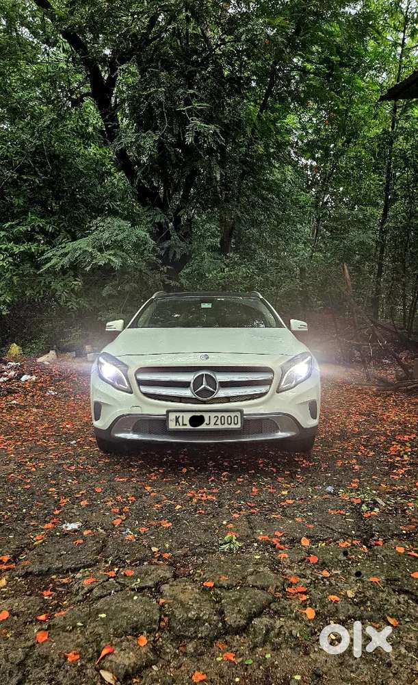 Mercedes-benz Gla 200 2015 Diesel 130000 Km Driven