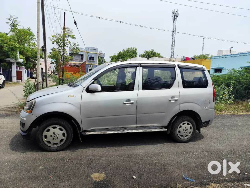 Mahindra Xylo 2013