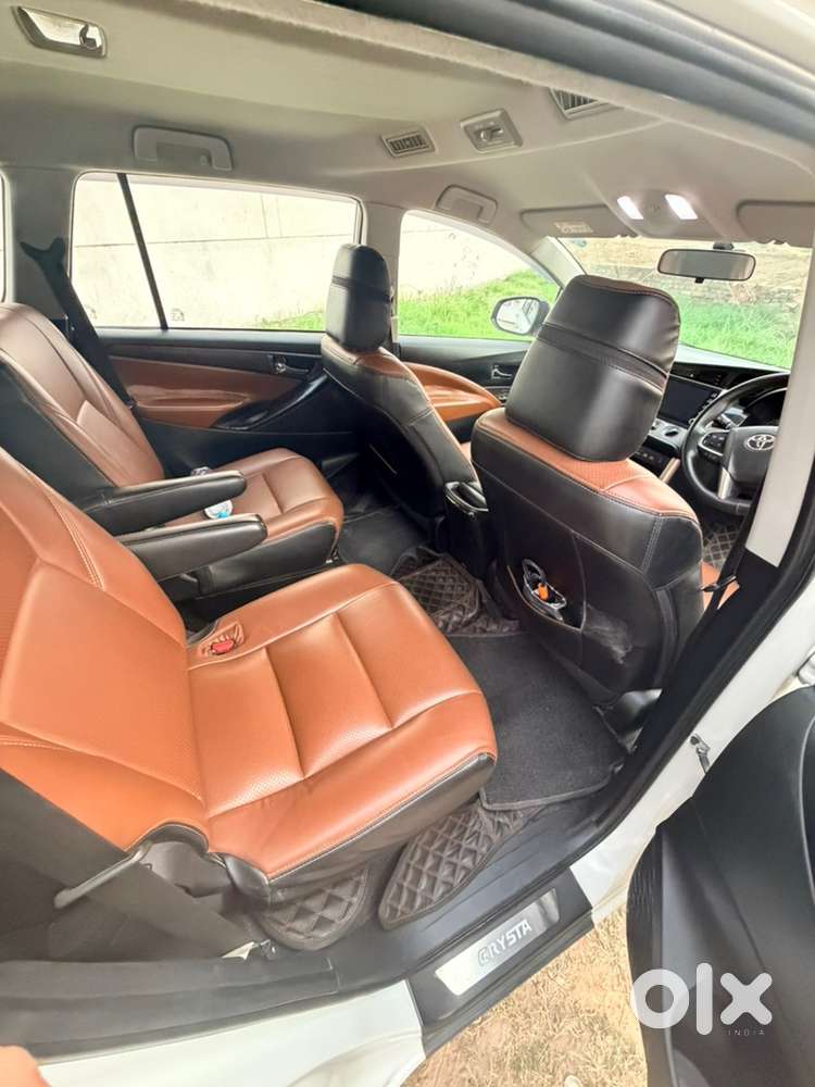 Toyota Innova Crysta 2021