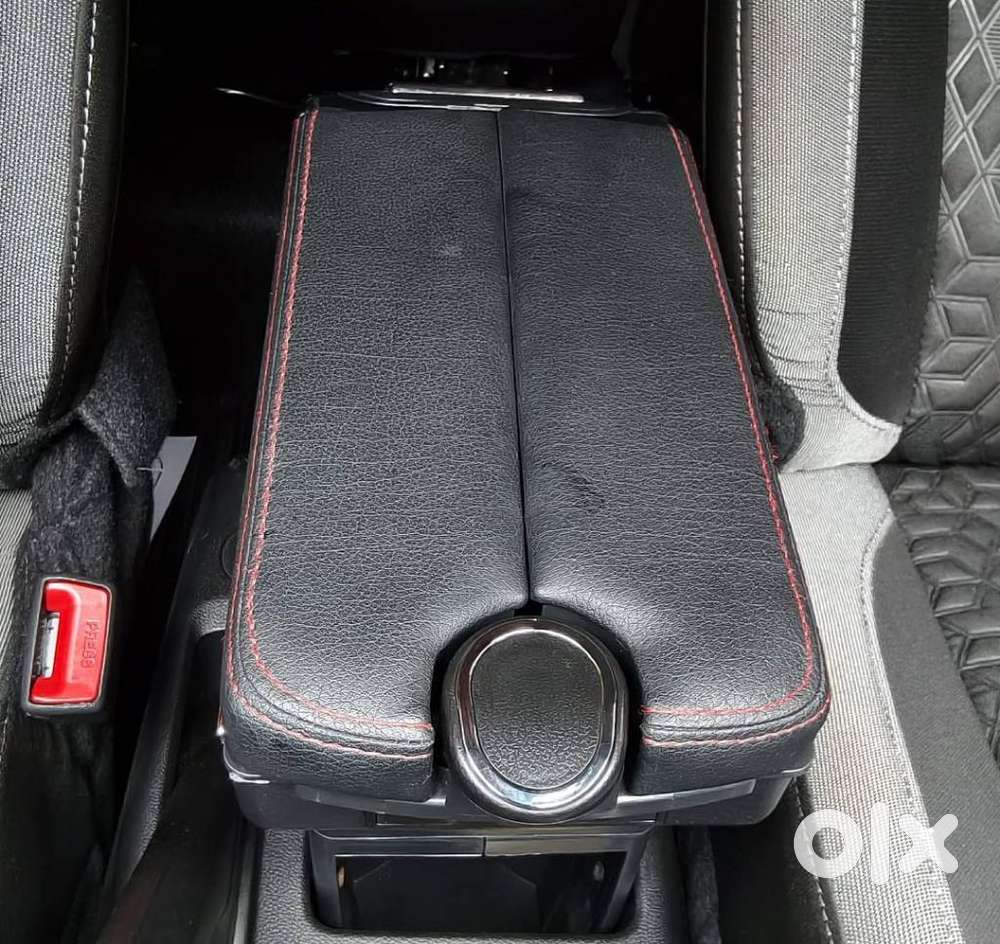 Nissan Gravite, 2026, Petrol