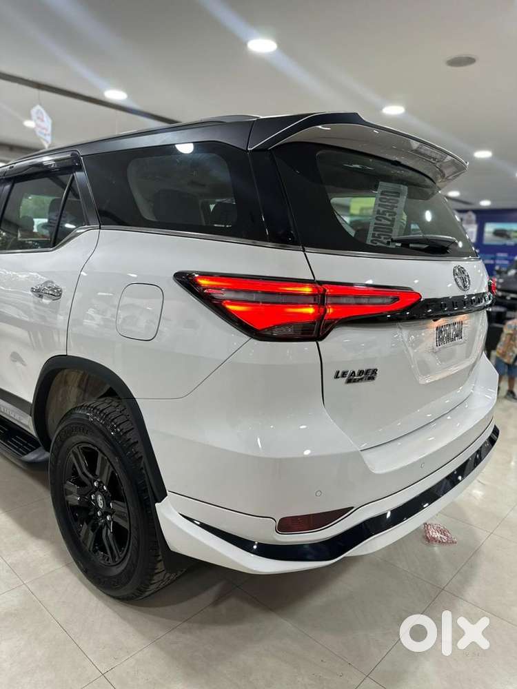 Toyota Fortuner Diesel Automatic 2025 Leader Edition