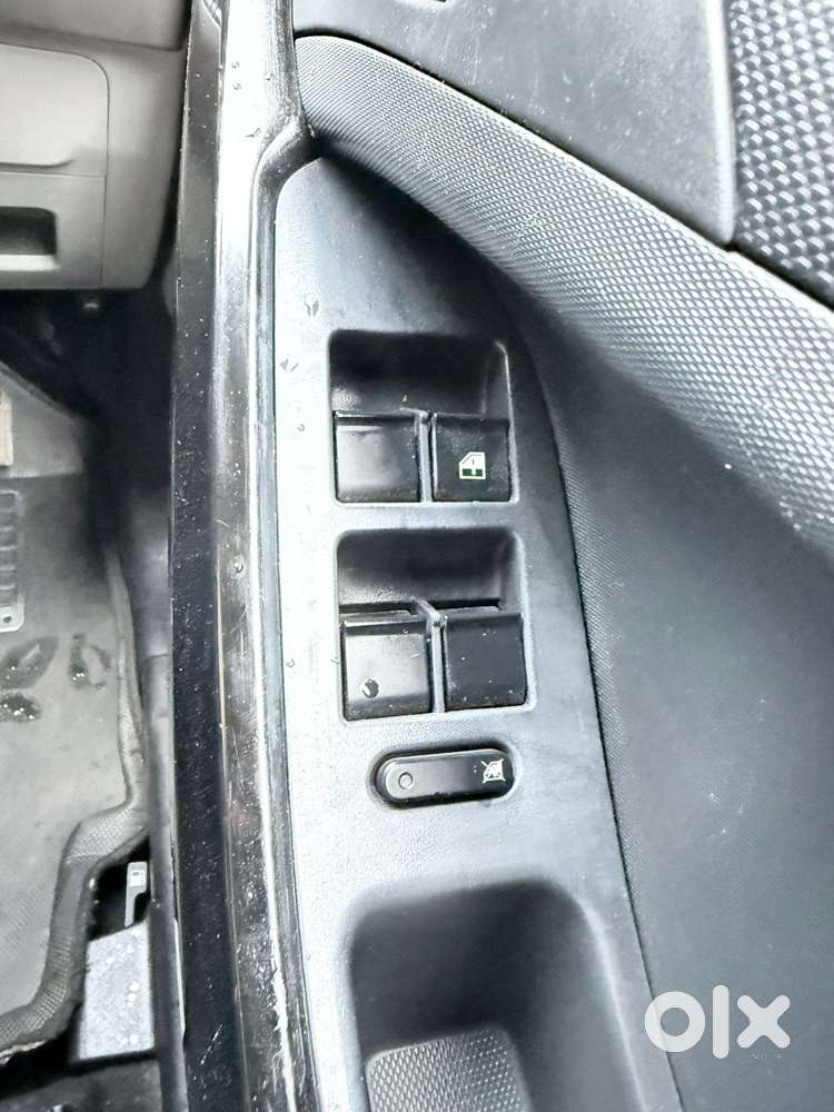 Tata Nexon 1.2 Revotron Xma Amt (s), 2019, Petrol