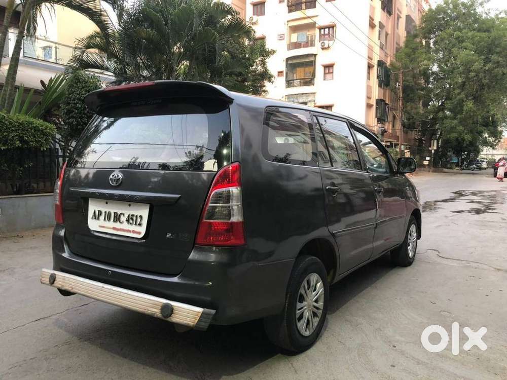 Toyota Innova 2012-2013 2.5 E Diesel Ms 8-seater, 2012, Diesel