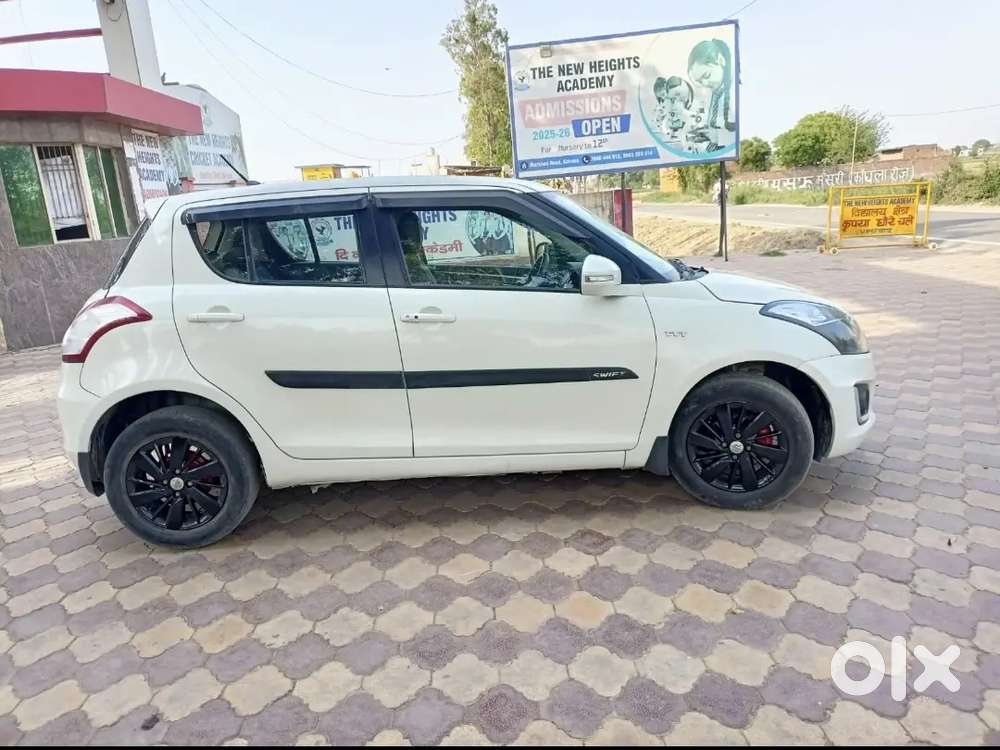 Maruti Suzuki Swift 2016 Petrol 76000 Km Driven