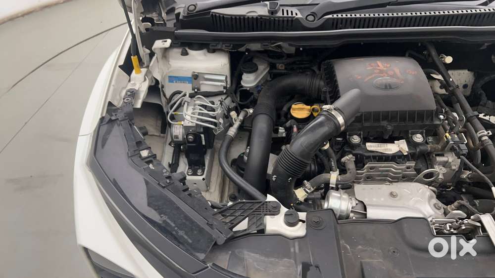 Tata Nexon Creative Plus 1.2 Revotron Petrol 6 Mt, 2024, Petrol