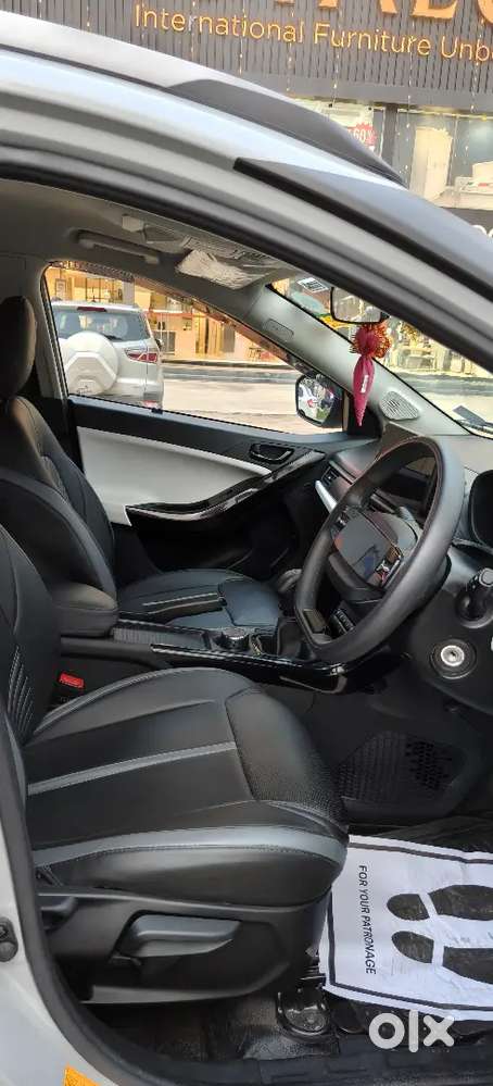 Tata Nexon Pure Plus 1.5 Turbo Diesel 2025