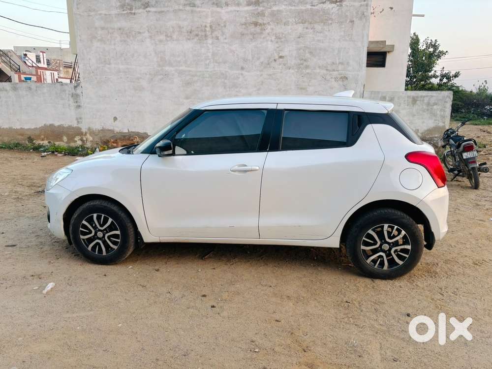 Maruti Suzuki Swift Petrol 2023